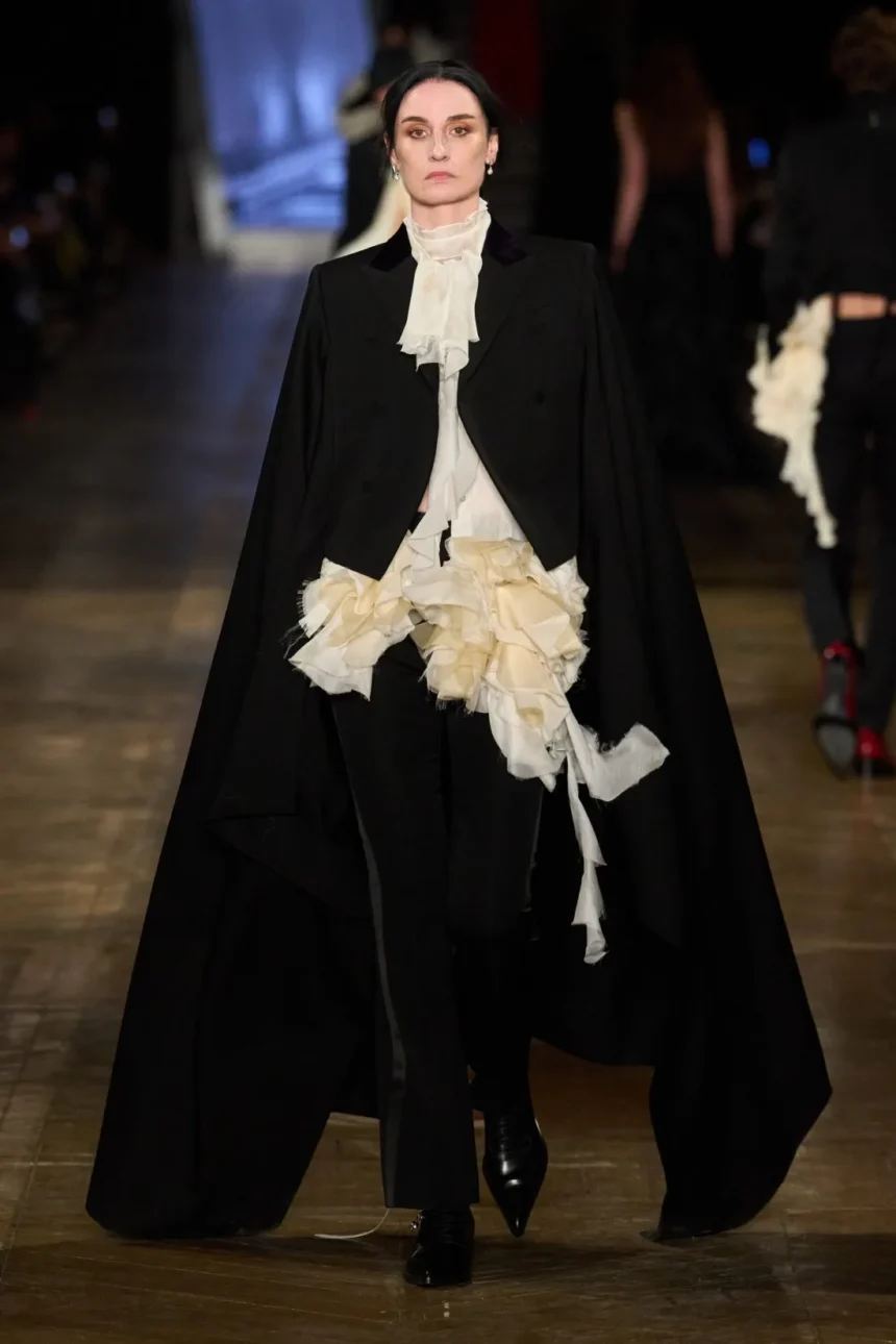 McQueen Fall/Winter 2025 - Paris Fashion Week