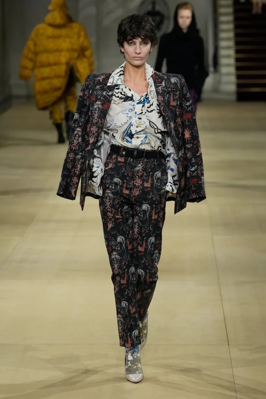 Andreas Kronthaler for Vivienne Westwood Fall/Winter 2025 - Paris Fashion Week