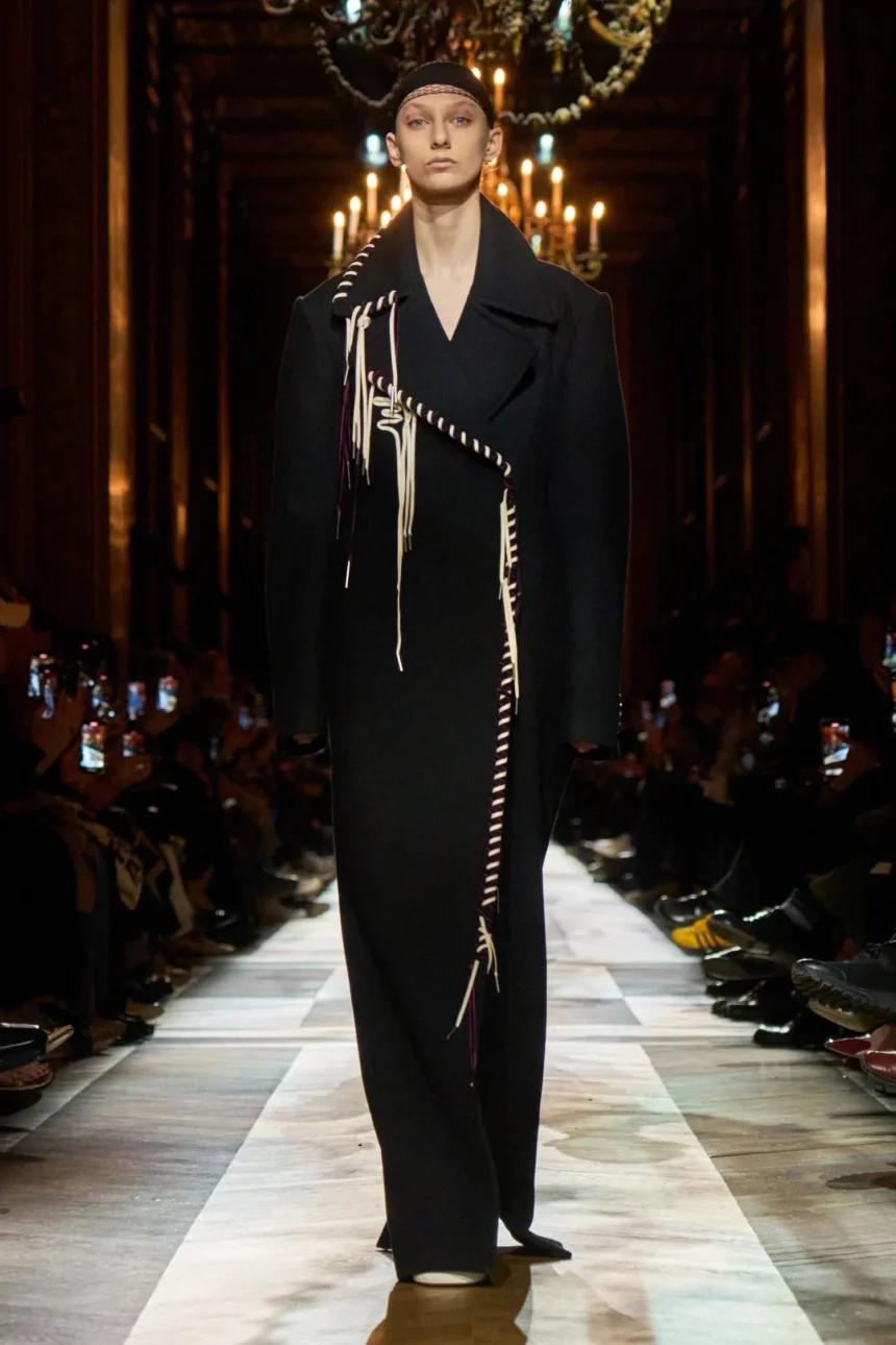 Dries Van Noten Fall/Winter 2025 - Paris Fashion Week