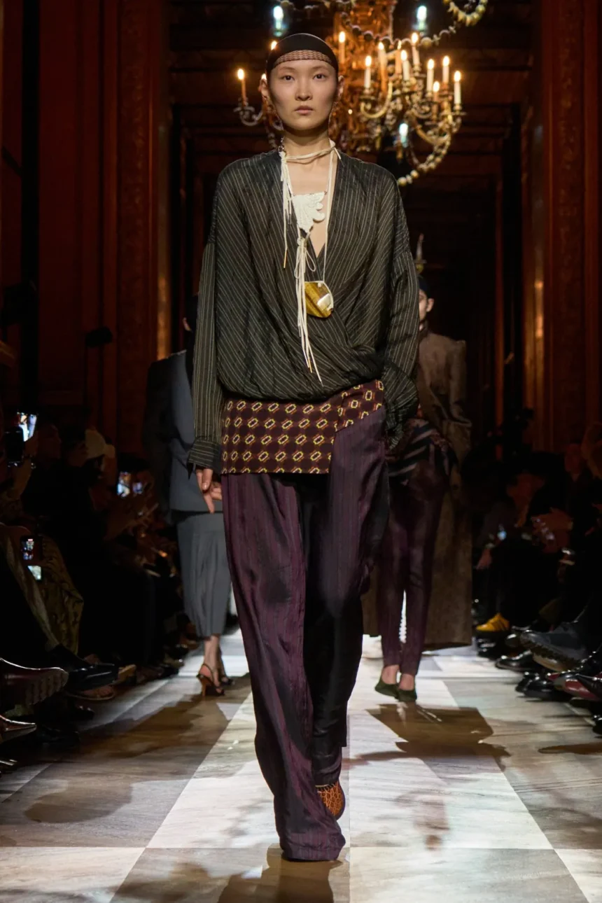 Dries Van Noten Fall/Winter 2025 - Paris Fashion Week