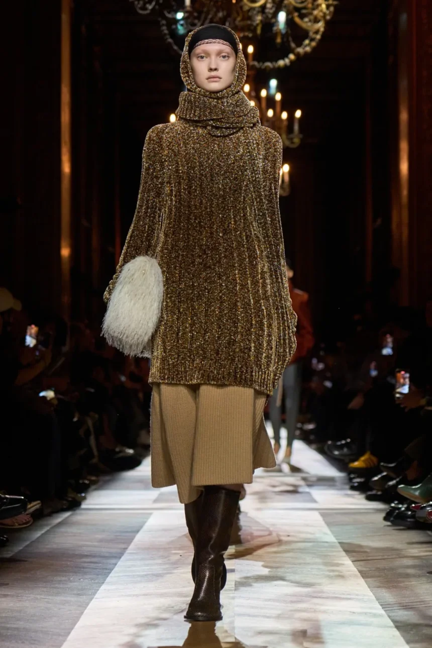 Dries Van Noten Fall/Winter 2025 - Paris Fashion Week