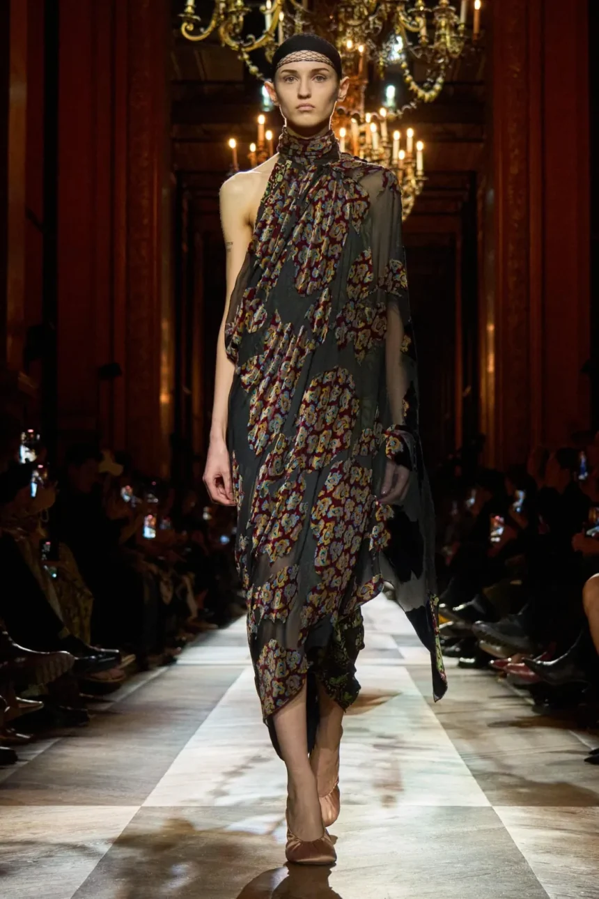 Dries Van Noten Fall/Winter 2025 - Paris Fashion Week