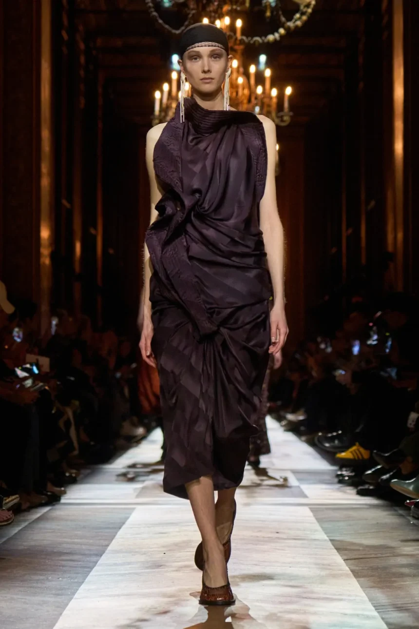 Dries Van Noten Fall/Winter 2025 - Paris Fashion Week