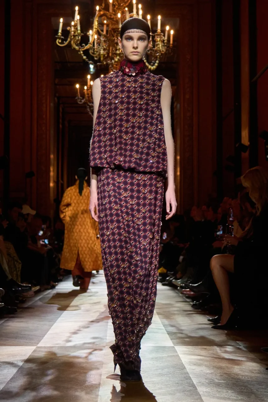 Dries Van Noten Fall/Winter 2025 - Paris Fashion Week