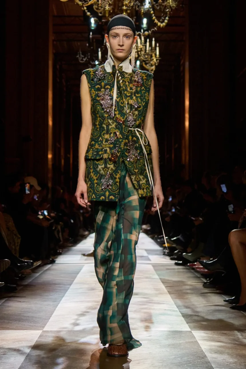 Dries Van Noten Fall/Winter 2025 - Paris Fashion Week