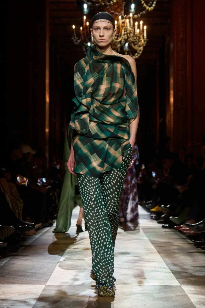 Dries Van Noten Fall/Winter 2025 - Paris Fashion Week