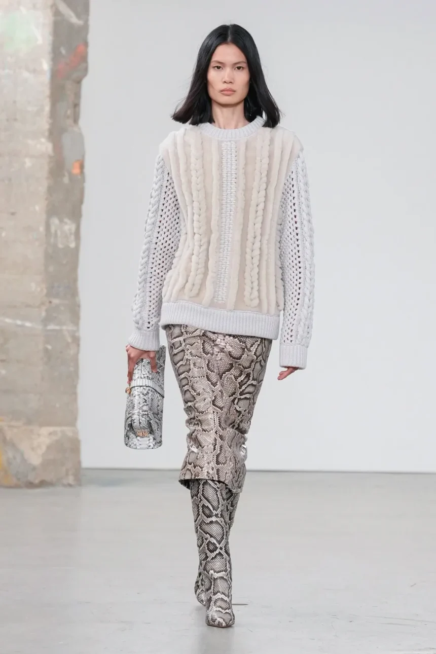 Gabriela Hearst Fall/Winter 2025 - Paris Fashion Week