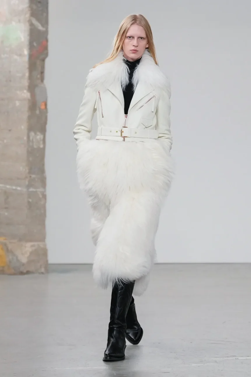 Gabriela Hearst Fall/Winter 2025 - Paris Fashion Week