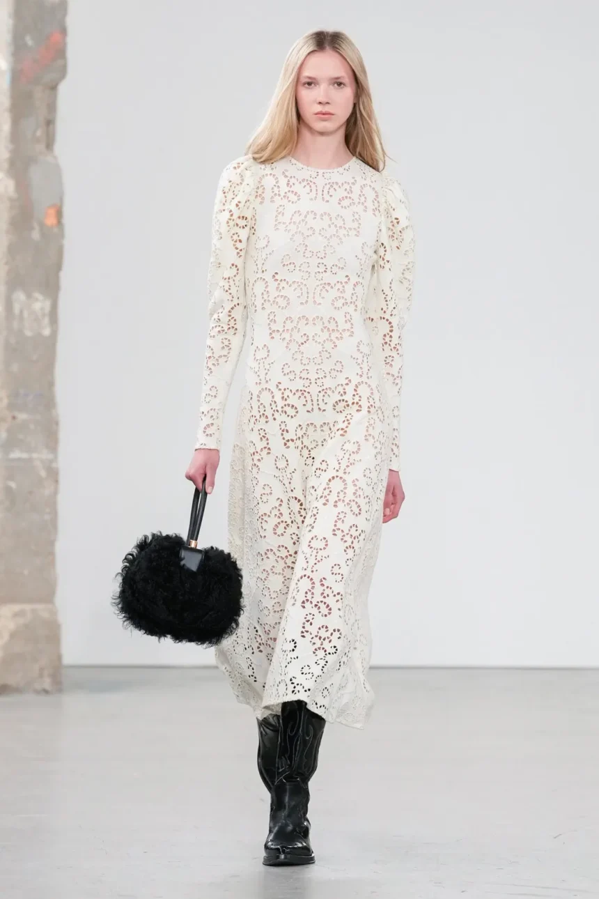 Gabriela Hearst Fall/Winter 2025 - Paris Fashion Week