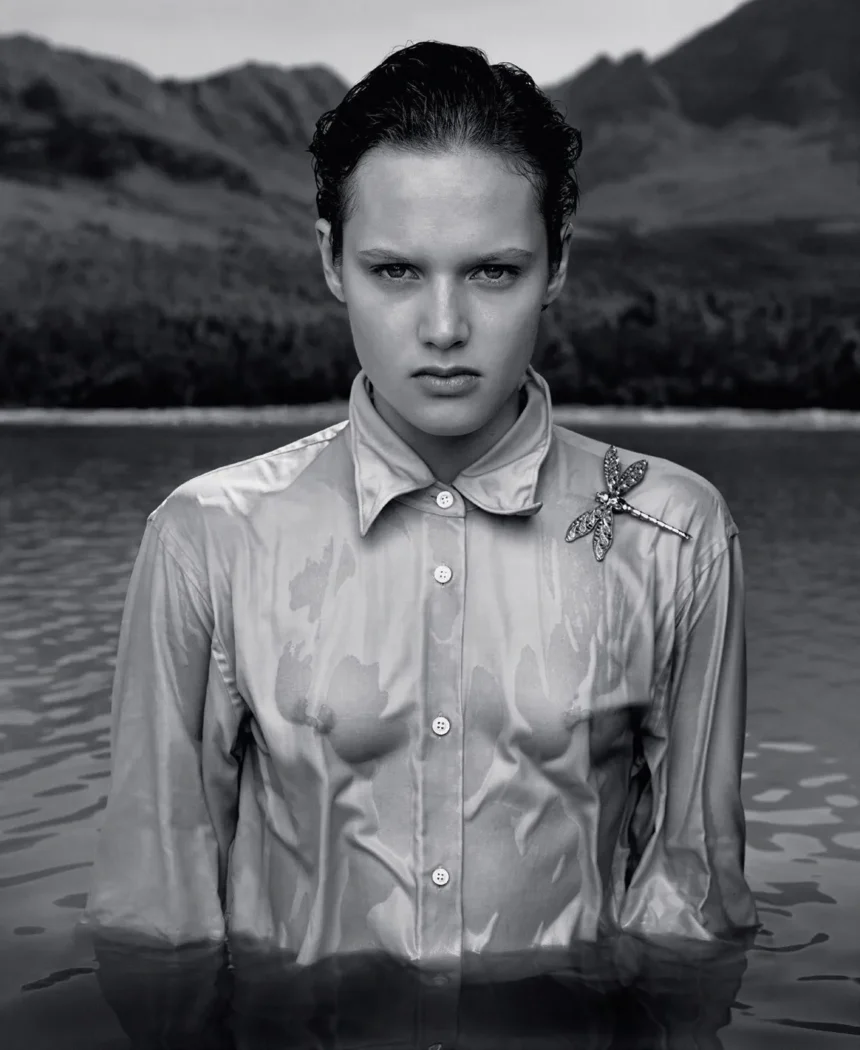 Libby Taverner and Noor Khan cover M Le magazine du Monde March 29th, 2025 by Julien Martinez Leclerc