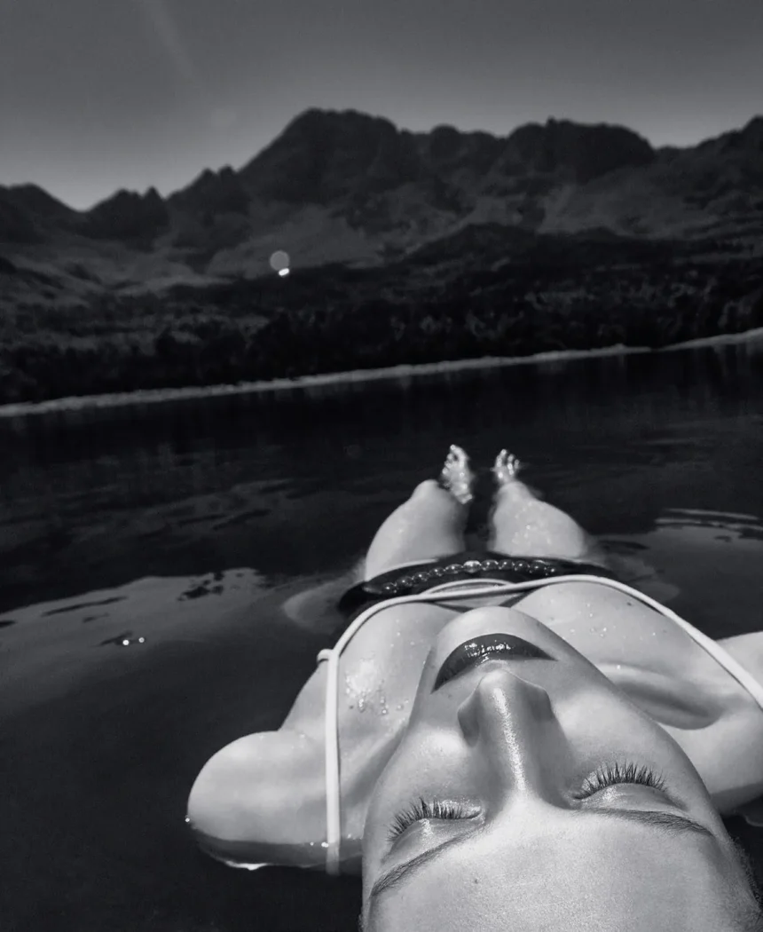 Libby Taverner and Noor Khan cover M Le magazine du Monde March 29th, 2025 by Julien Martinez Leclerc