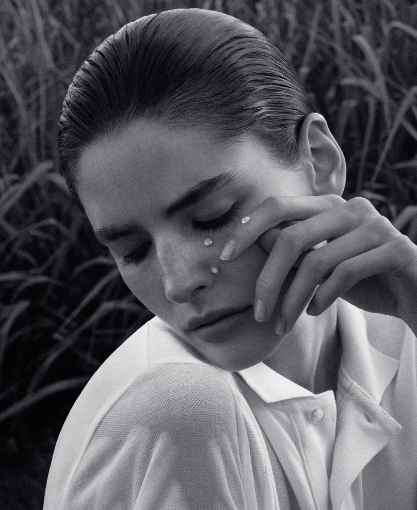 Libby Taverner and Noor Khan cover M Le magazine du Monde March 29th, 2025 by Julien Martinez Leclerc