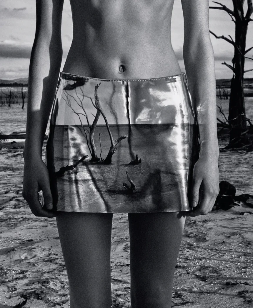 Libby Taverner and Noor Khan cover M Le magazine du Monde March 29th, 2025 by Julien Martinez Leclerc