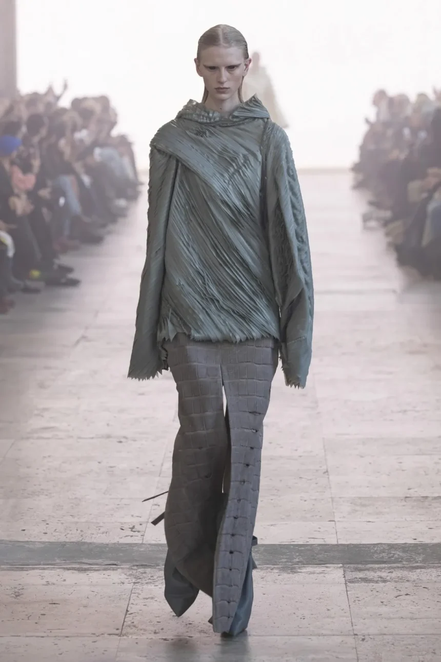 Rick Owens Fall/Winter 2025 - Paris Fashion Week