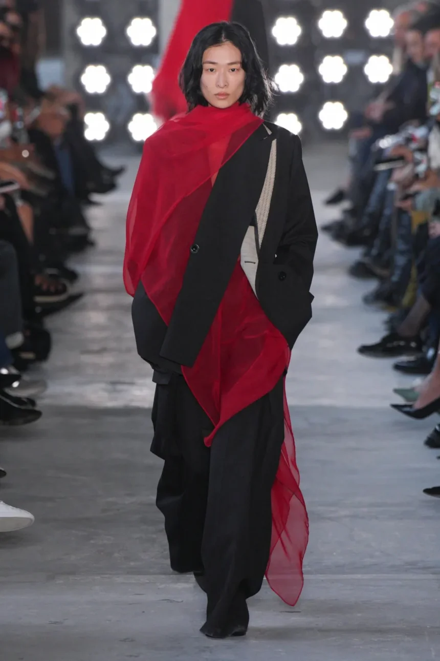 Sacai Fall/Winter 2025 - Paris Fashion Week