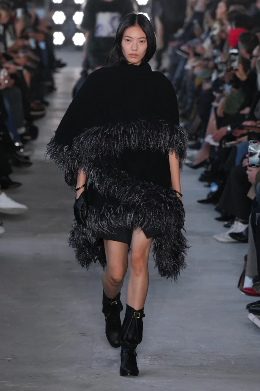 Sacai Fall/Winter 2025 - Paris Fashion Week