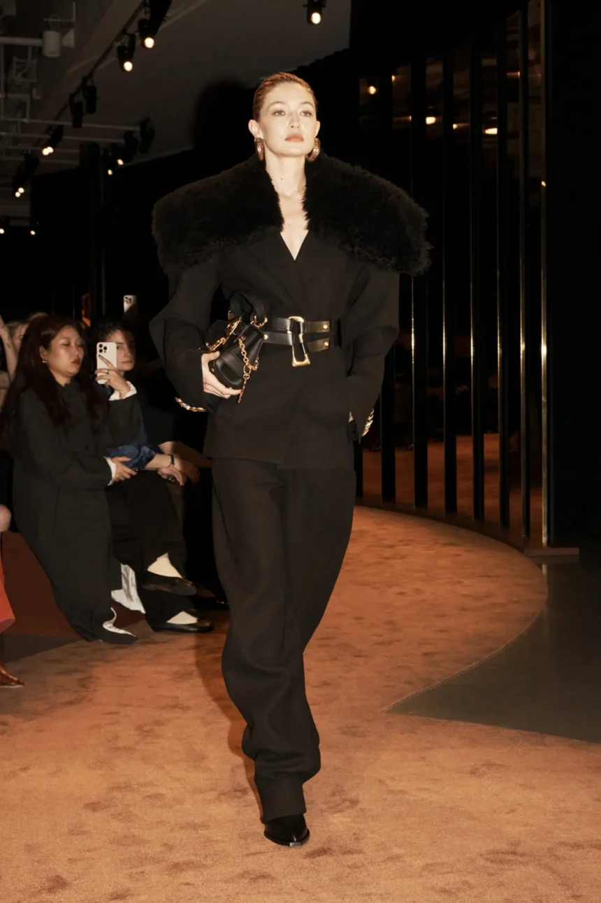 Schiaparelli Fall/Winter 2025 - Paris Fashion Week
