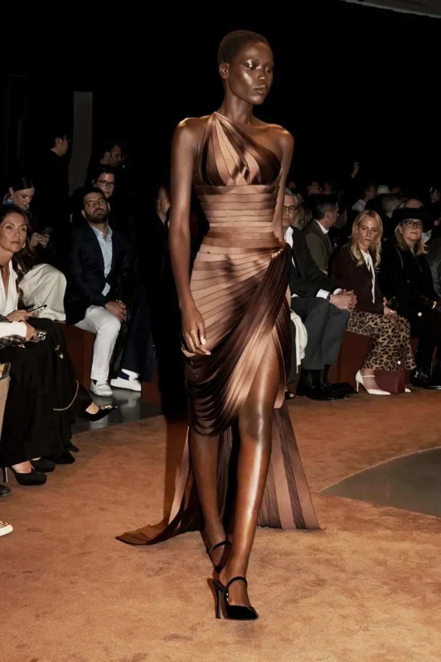 Schiaparelli Fall/Winter 2025 - Paris Fashion Week