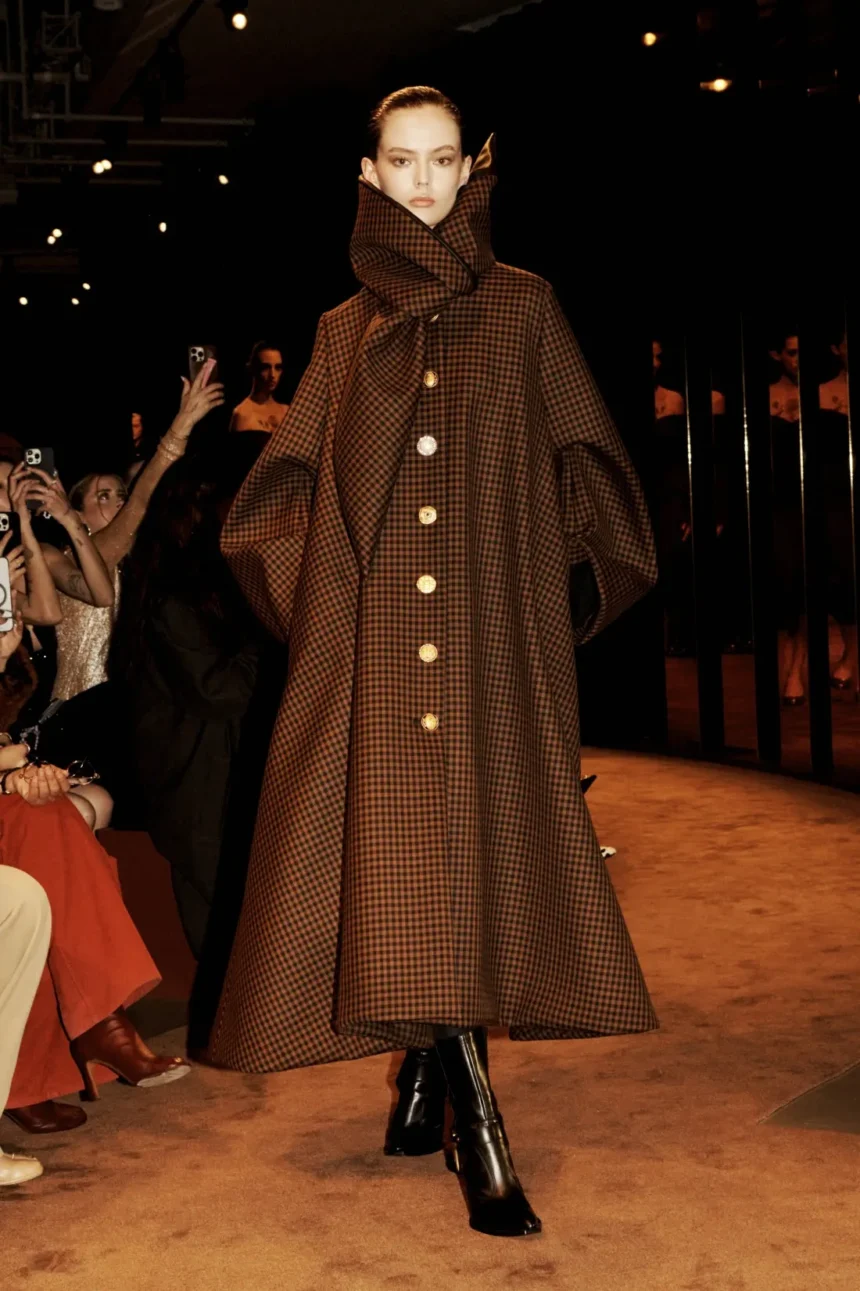 Schiaparelli Fall/Winter 2025 - Paris Fashion Week