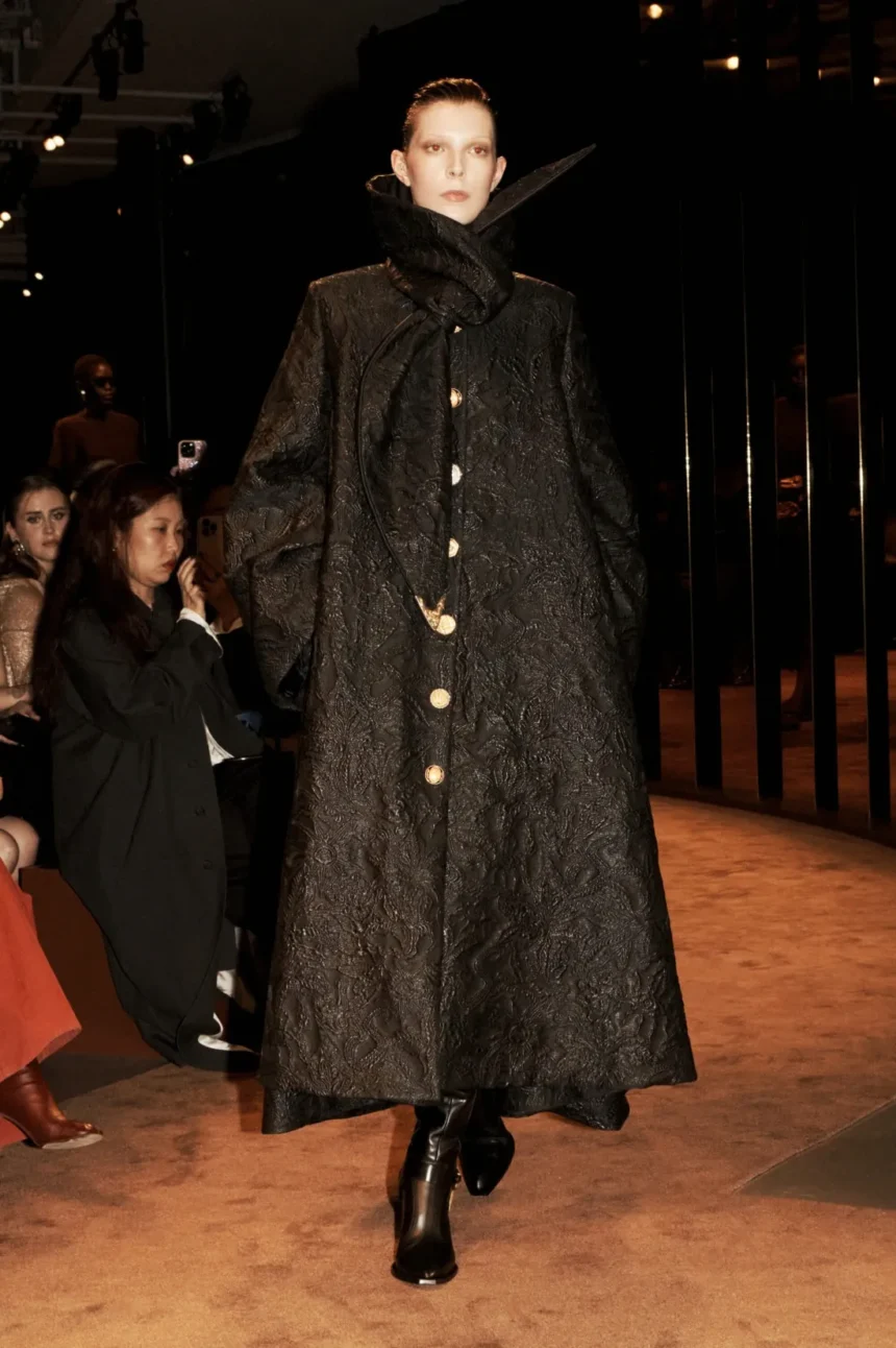 Schiaparelli Fall/Winter 2025 - Paris Fashion Week