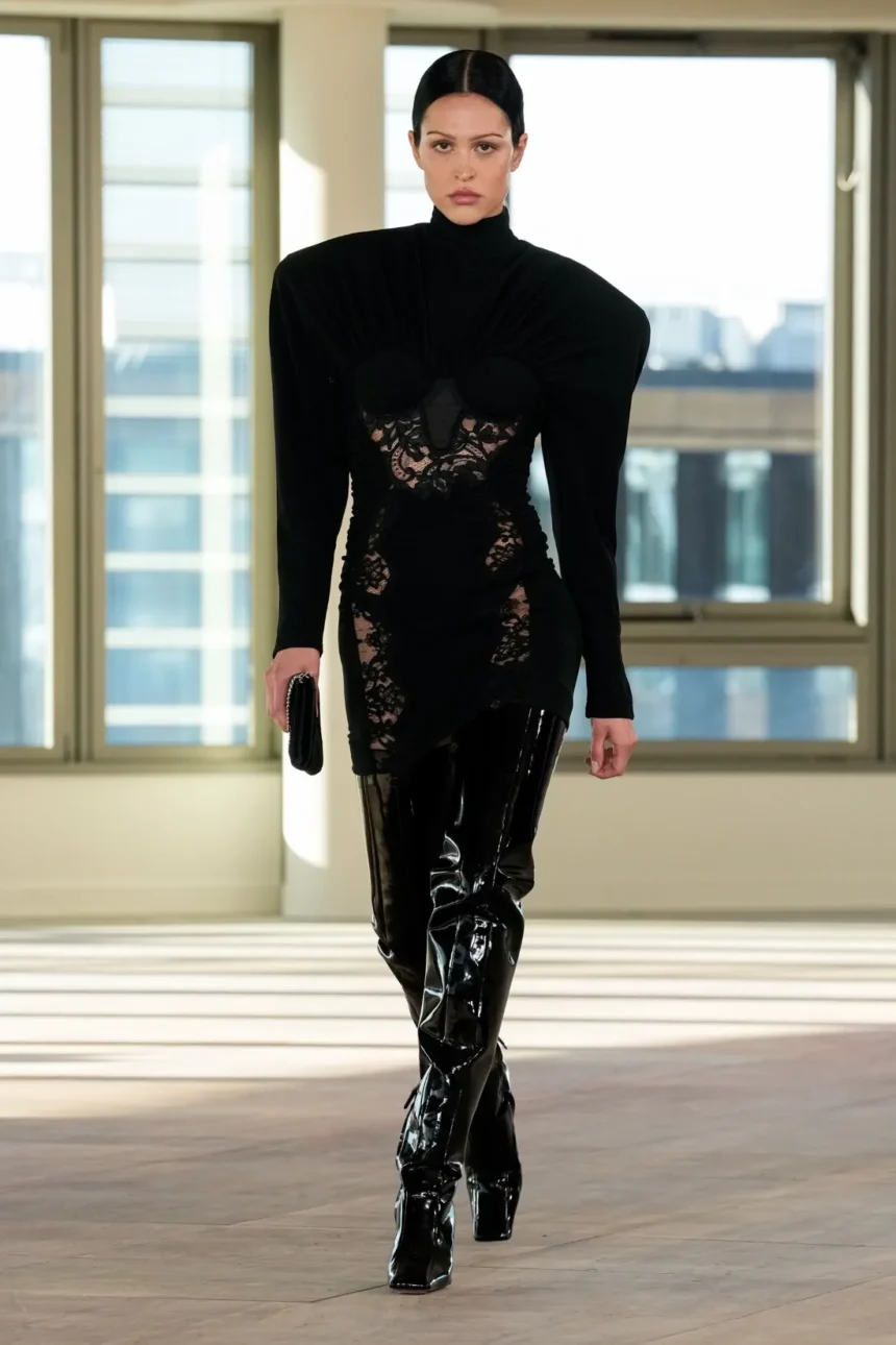 Stella McCartney Fall/Winter 2025 - Paris Fashion Week