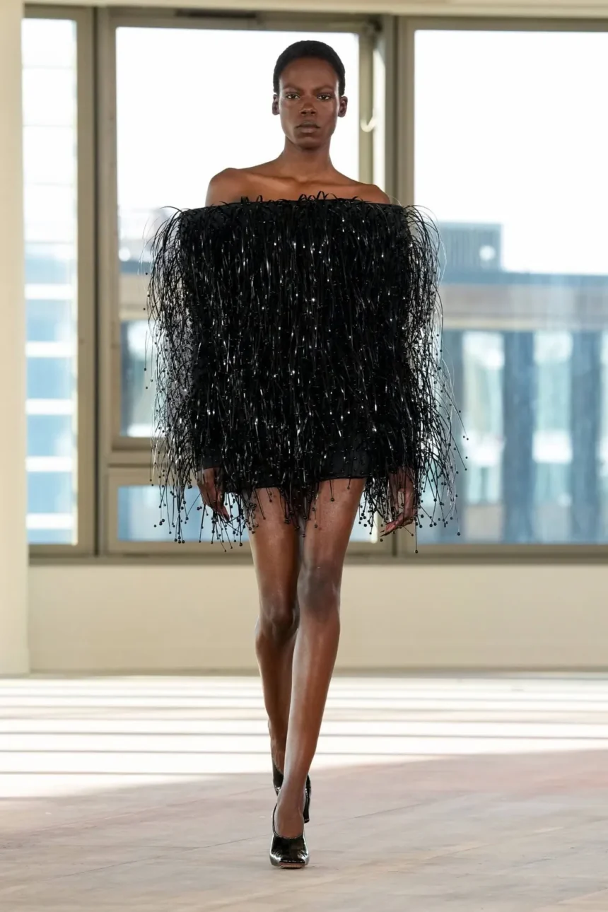 Stella McCartney Fall/Winter 2025 - Paris Fashion Week