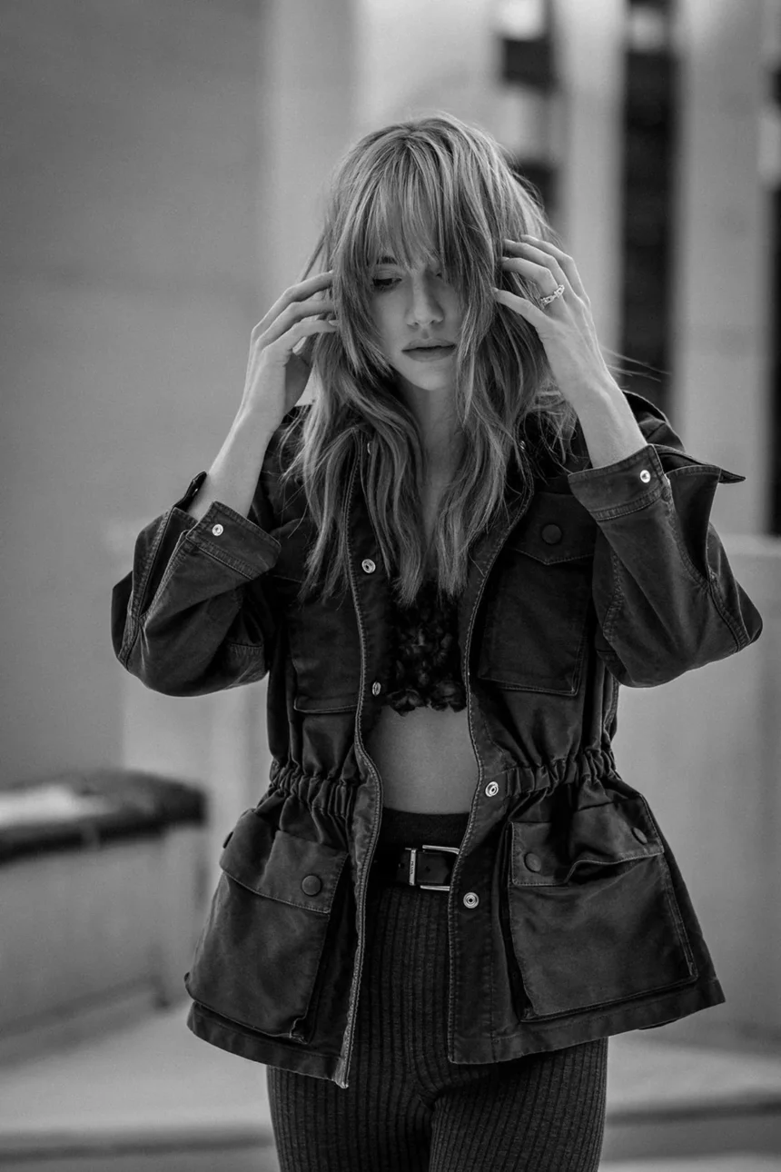 Suki Waterhouse covers Elle Spain March 2025 by Juankr