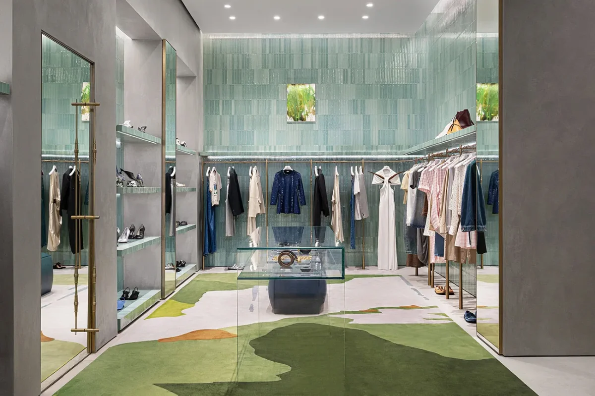 Loewe Palm Beach boutique opened - See inside the stunning art-filled oasis Loewe Palm Beach boutique opened - See inside the stunning art-filled oasis