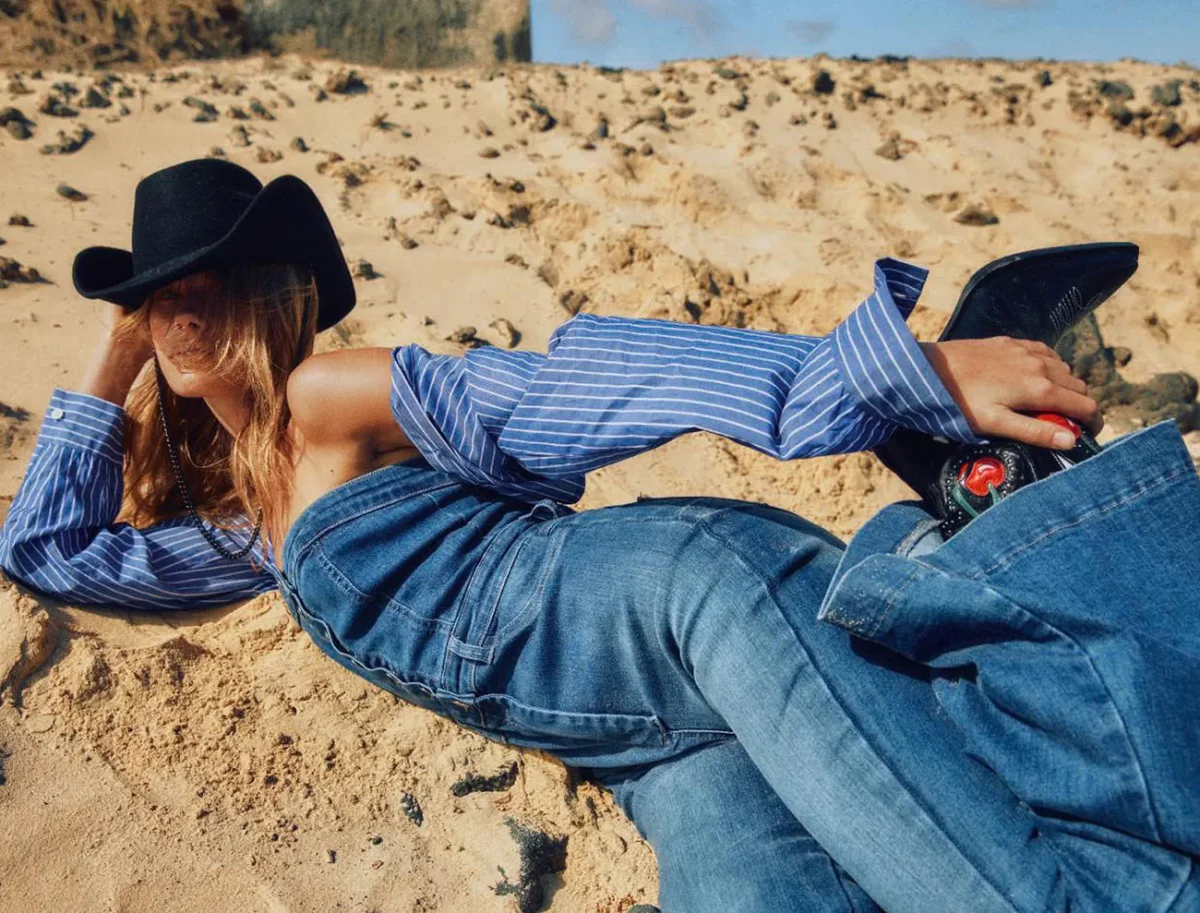 Mari Lederman covers Elle Italia April 17th, 2025 by Rachele Daminelli