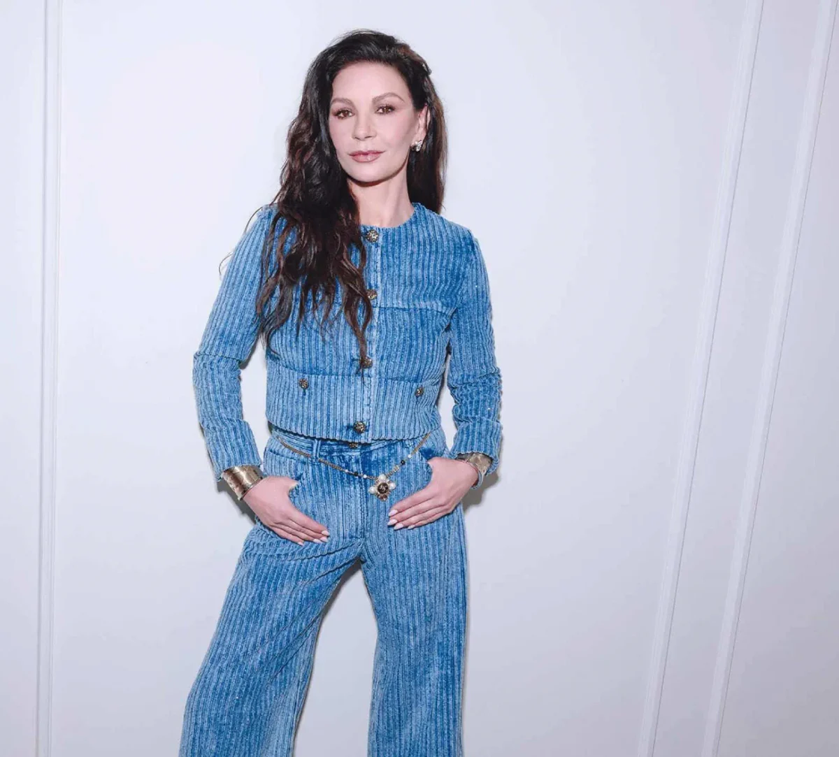 Catherine Zeta-Jones covers The Sunday Times Style August 17th, 2025 by James D. Kelly Catherine Zeta-Jones covers The Sunday Times Style August 17th, 2025 by James D. Kelly