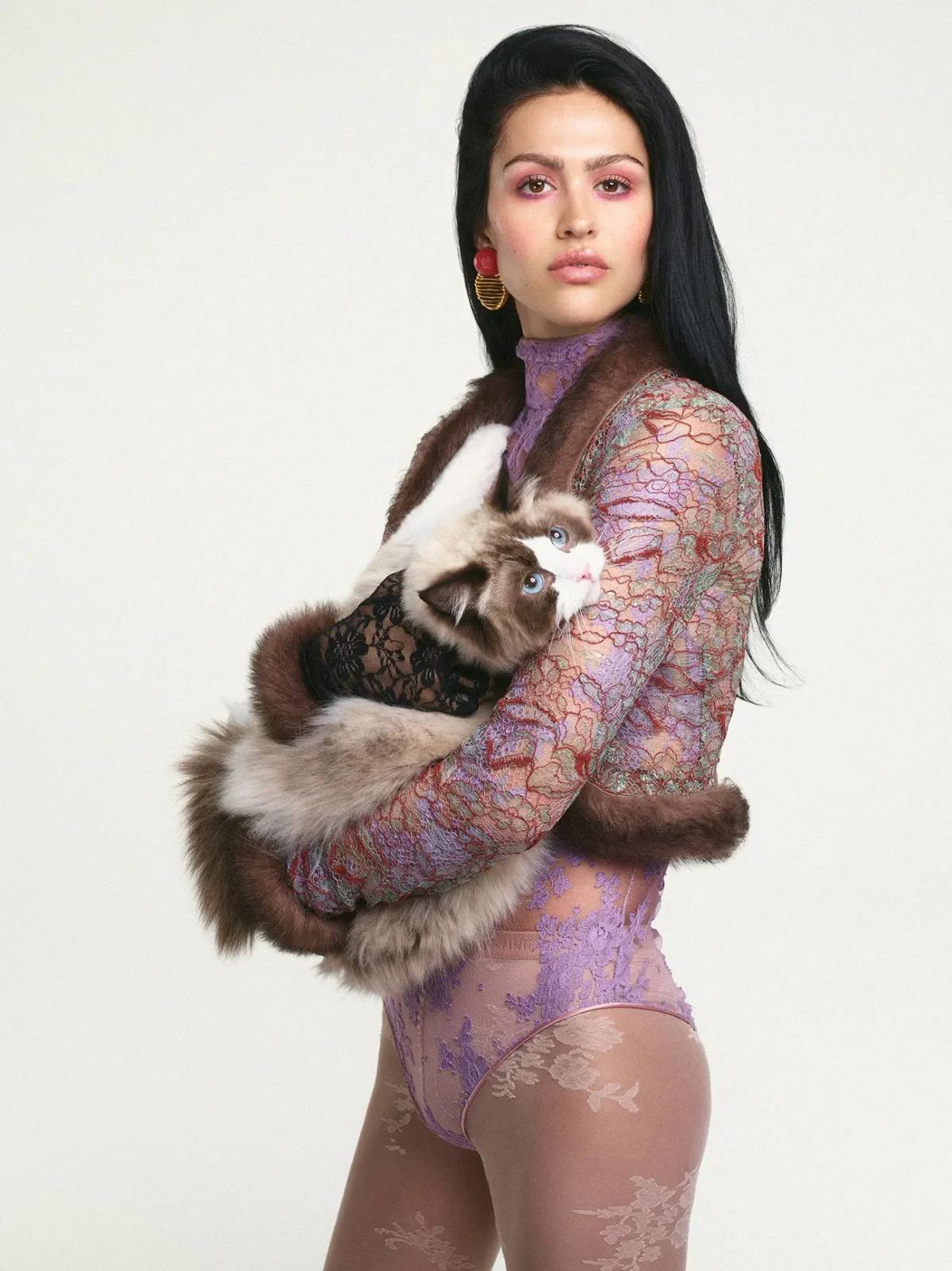 Amelia Gray covers Vogue Spain September 2025 by Sean and Seng