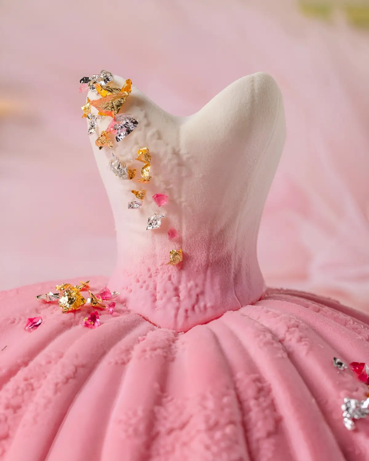 Café de la Paix and Repetto's 2025 Yule Log Brings Ballet Magic to Holiday Desserts