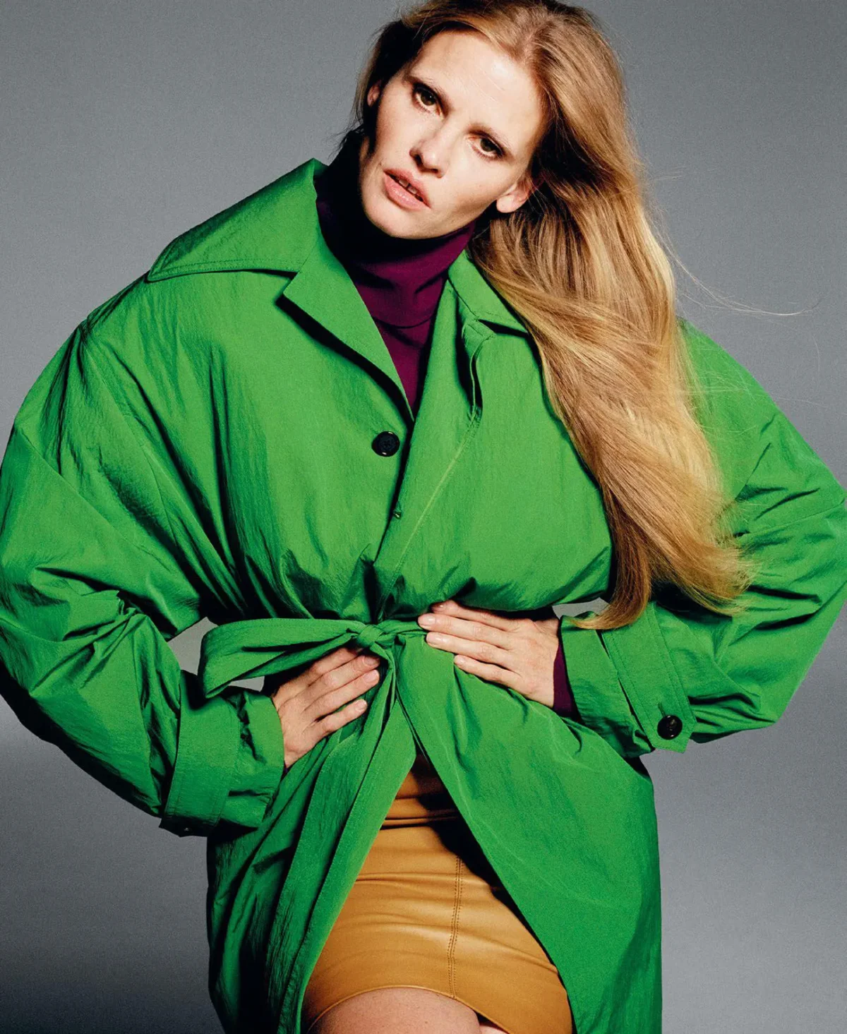 Lara Stone and Saskia de Brauw cover M Le magazine du Monde September 27th, 2025 by Tim Elkaïm