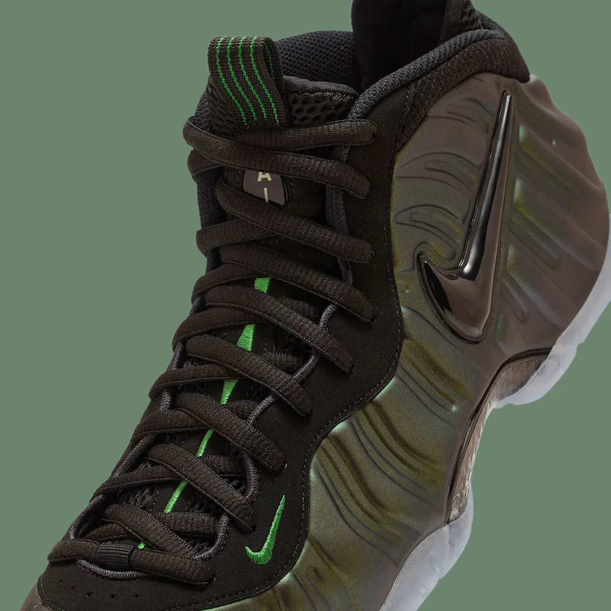 Nike Air Foamposite Pro “Pine Green”: the long-awaited return after 14 years