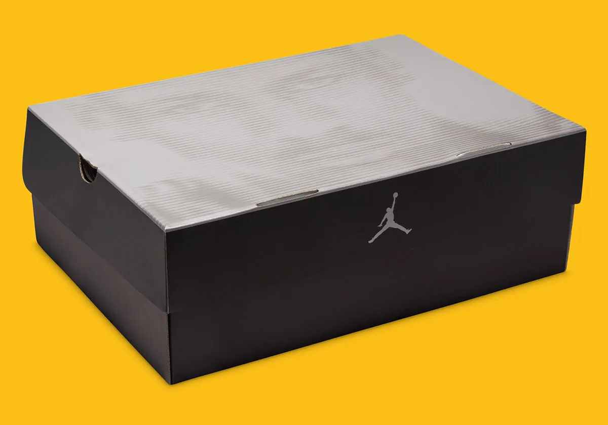 The Air Jordan 4 “Lakers” rewrites purple with an imperial twist The Air Jordan 4 “Lakers” rewrites purple with an imperial twist