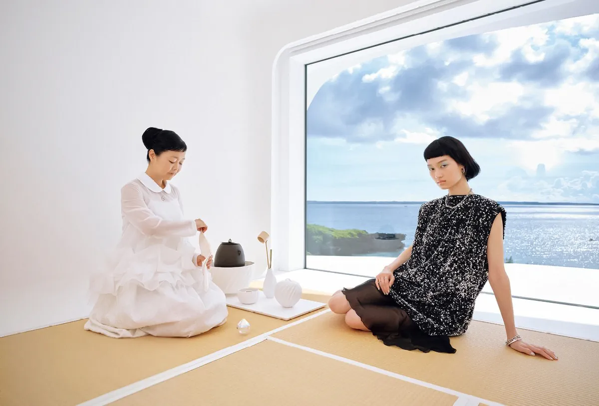 Chloe Oh covers Vogue Japan January 2026 by Fumiko Imano