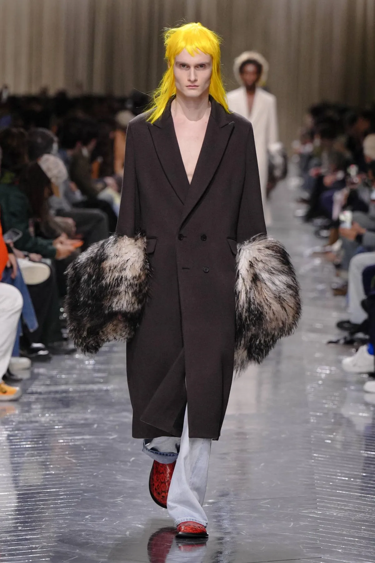 Jonathan Anderson rewrites Dior Men Fall 2026 through Paul Poiret’s radical vision