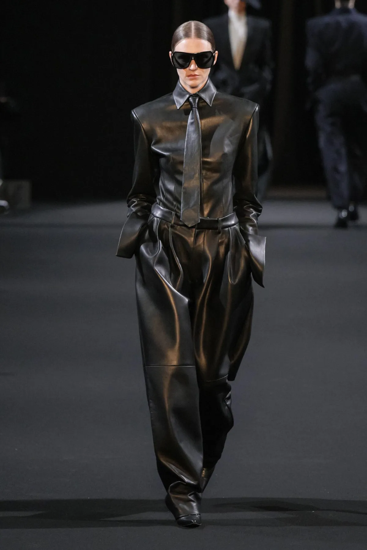 Juun.J Fall 2026: A quietly radical vision of modern tailoring Juun.J - Fall-Winter 2026 - Paris Fashion Week Men's