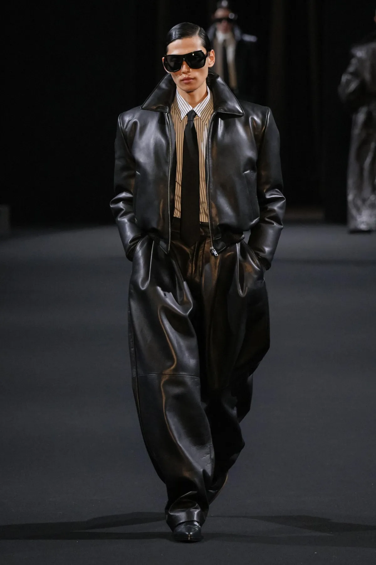 Juun.J Fall 2026: A quietly radical vision of modern tailoring Juun.J - Fall-Winter 2026 - Paris Fashion Week Men's