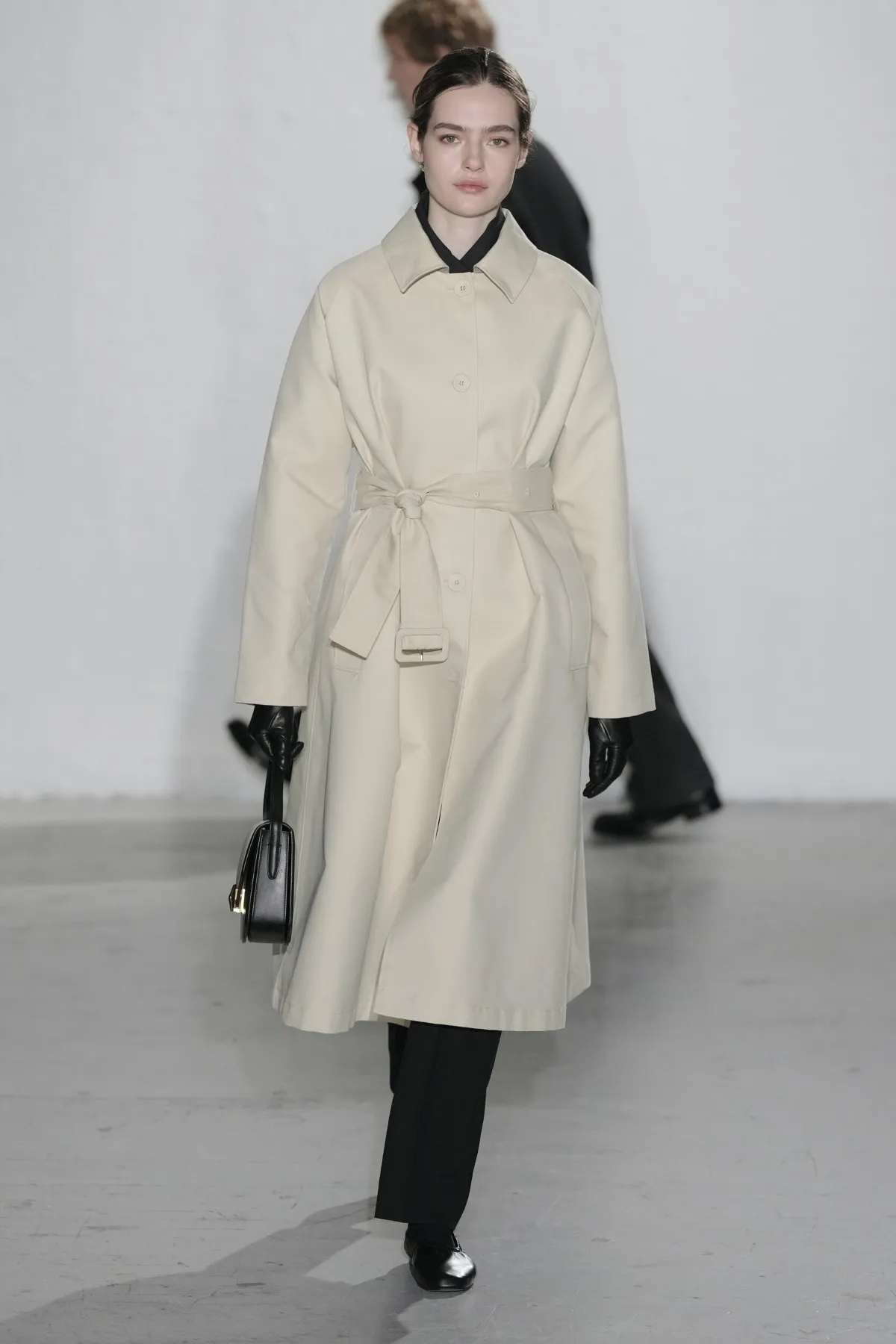 Officine Générale Fall 2026: Pierre Mahéo’s quiet rebellion against menswear trends Officine Générale Fall-Winter 2026 - Paris Fashion Week Men's