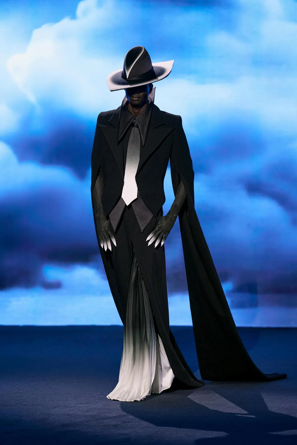 Robert Wun Haute Couture Spring-Summer 2026