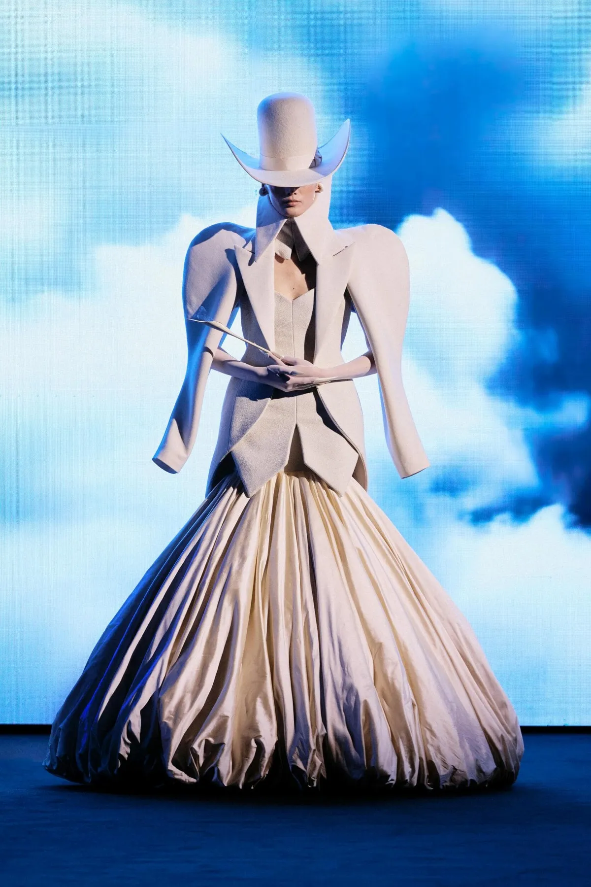 Robert Wun Haute Couture Spring-Summer 2026