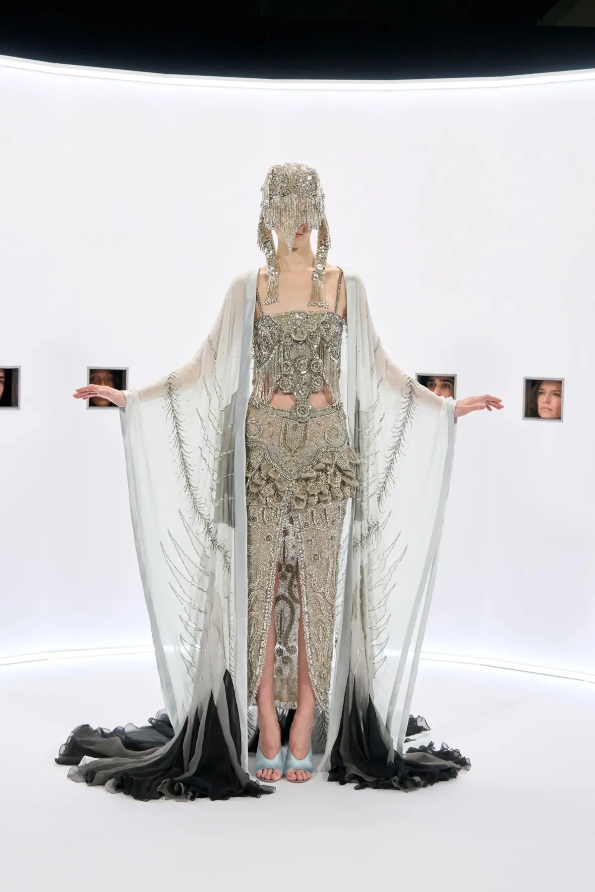 Alessandro Michele turns Valentino Haute Couture Spring 2026 into a cinematic tribute to fantasy Valentino Haute Couture Spring-Summer 2026