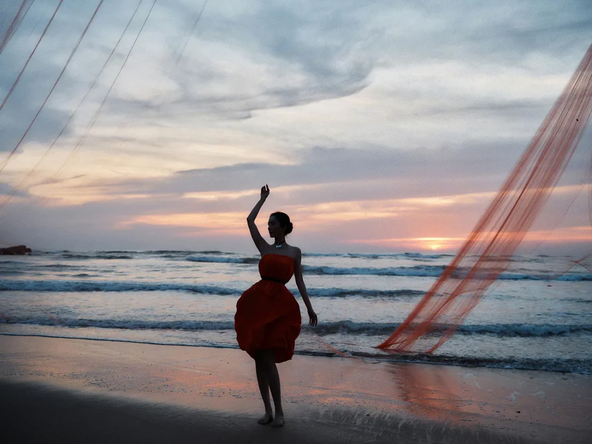 Yang Mi covers Vogue China January 2026 by Leslie Zhang Yang Mi covers Vogue China January 2026 by Leslie Zhang