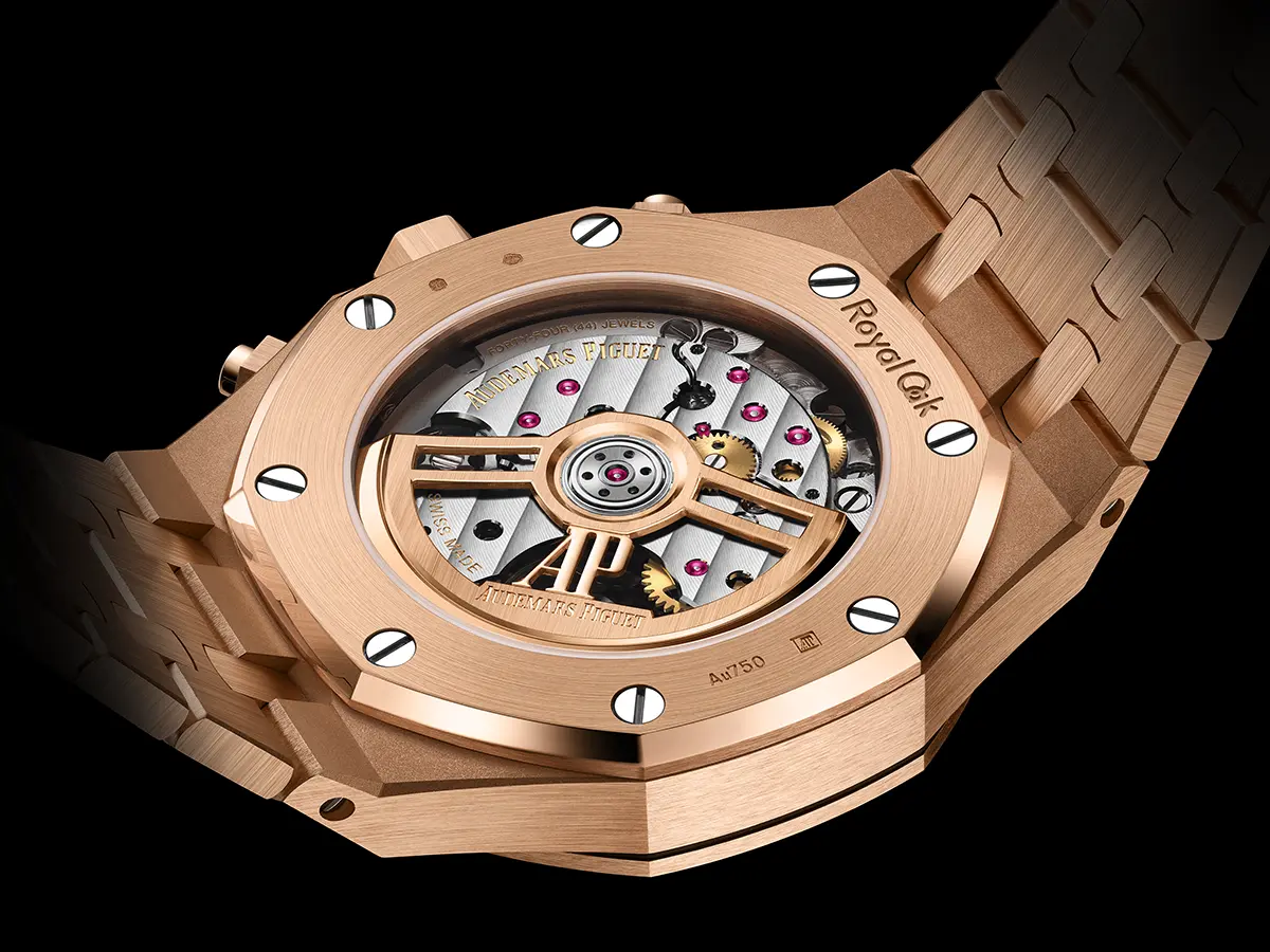 Audemars Piguet Royal Oak Chronograph 38 mm introduces new calibre 6401