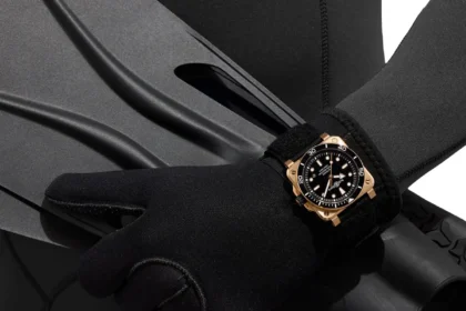 Bell & Ross BR-03 Diver Black Bronze, the 300m bronze tool watch that ages with you