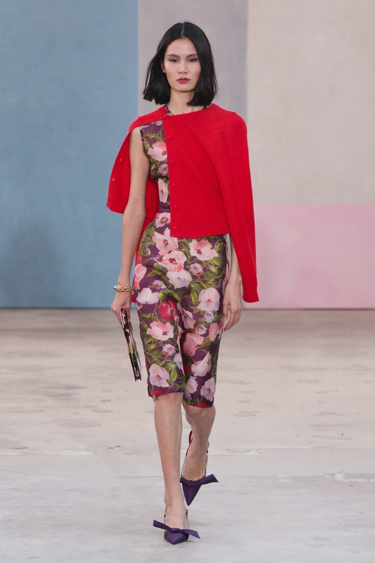 Carolina Herrera Fall 2026: Wes Gordon reimagines urban elegance with New York artists Carolina Herrera Fall-Winter 2026 - New York Fashion Week