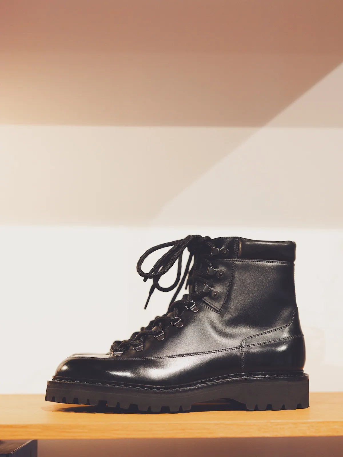 John Lobb Fall 2026: When British heritage speaks to modern footwear culture John Lobb Fall 2026: when British heritage speaks to modern footwear culture