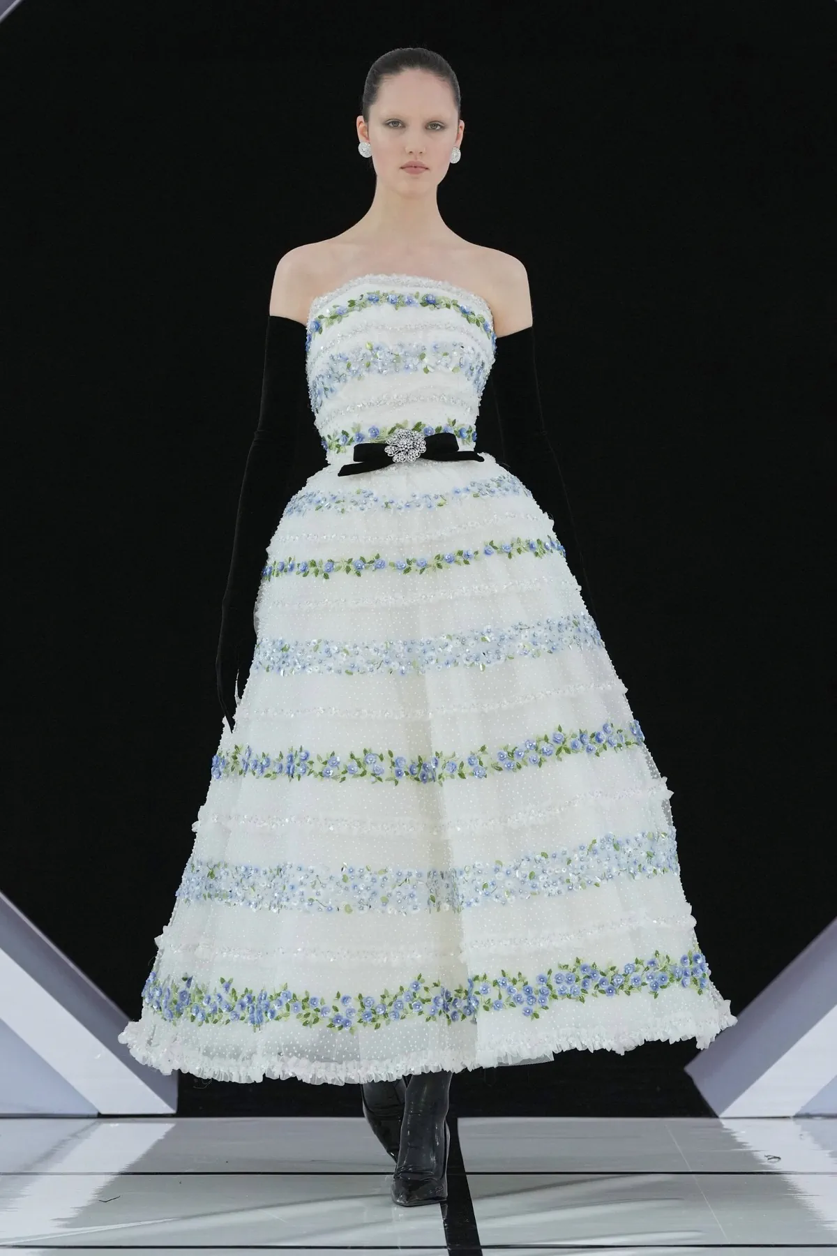 Richard Quinn’s Fall 2026 collection makes the case for bespoke eveningwear Richard Quinn Fall-Winter 2026 - London Fashion Week