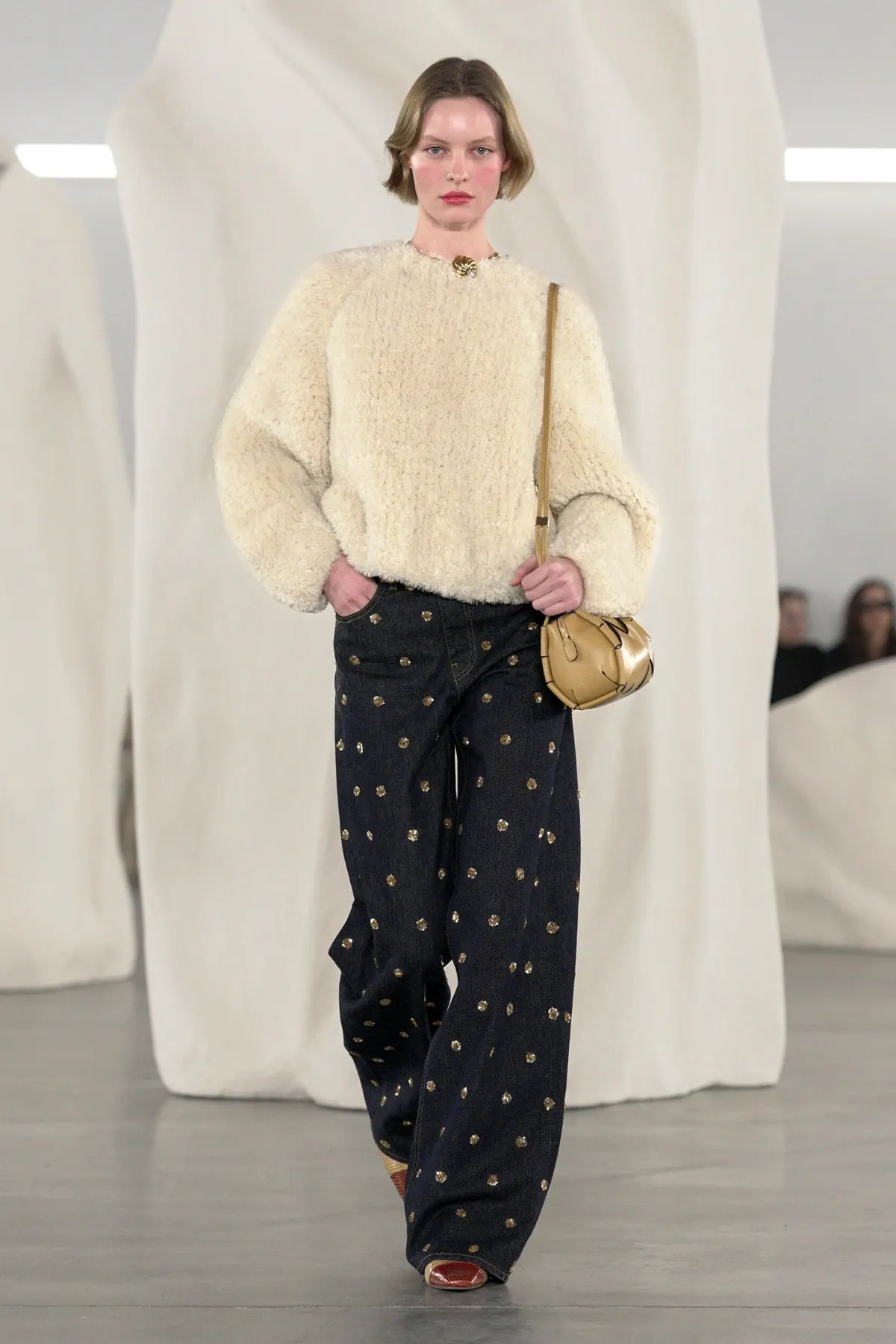 Ulla Johnson Fall 2026 review: Craftsmanship, quiet strength and the weight of ambition Ulla Johnson Fall-Winter 2026 - New York Fashion Week